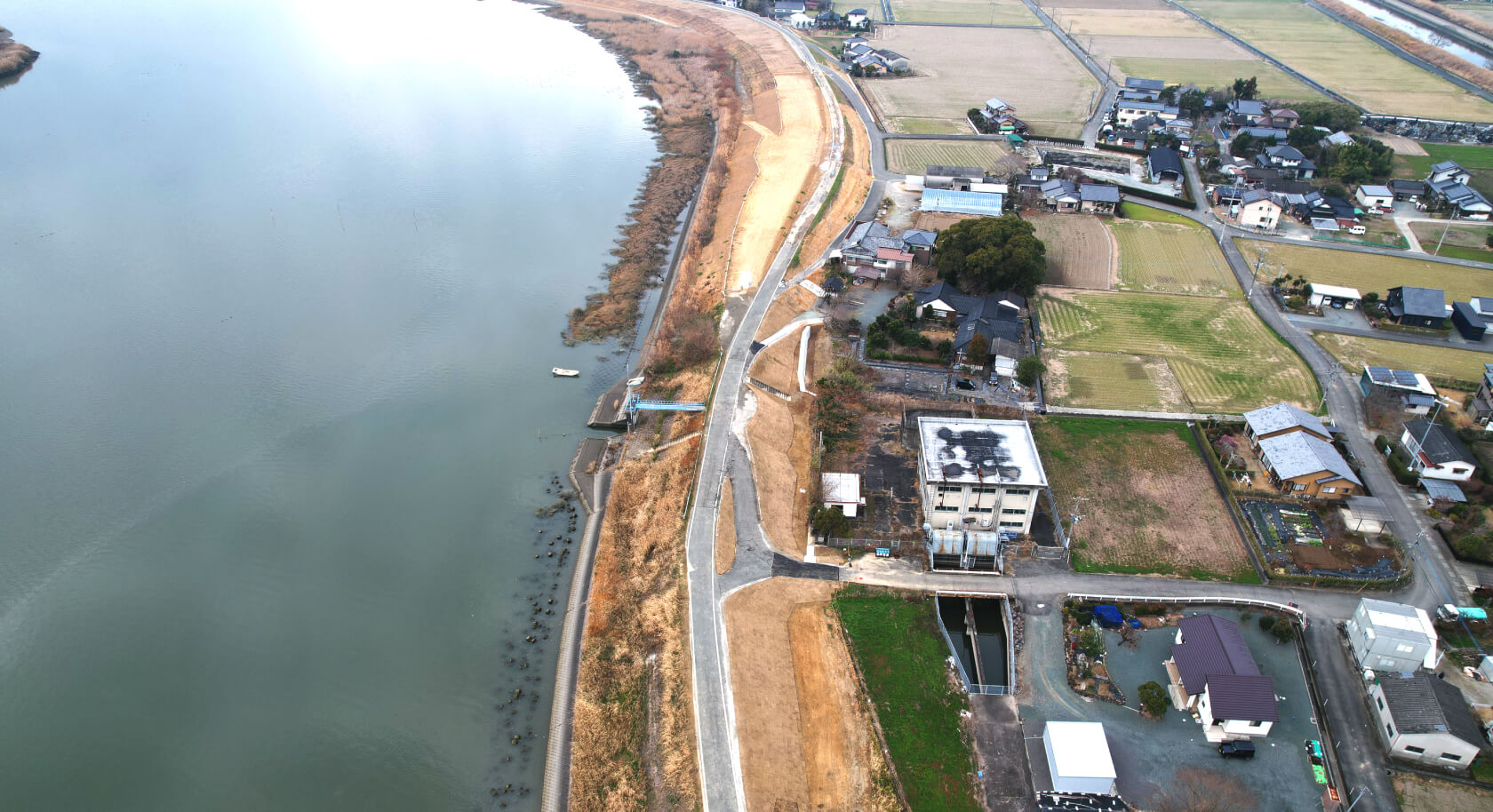 緑川美登里地区（11工区）築堤工事